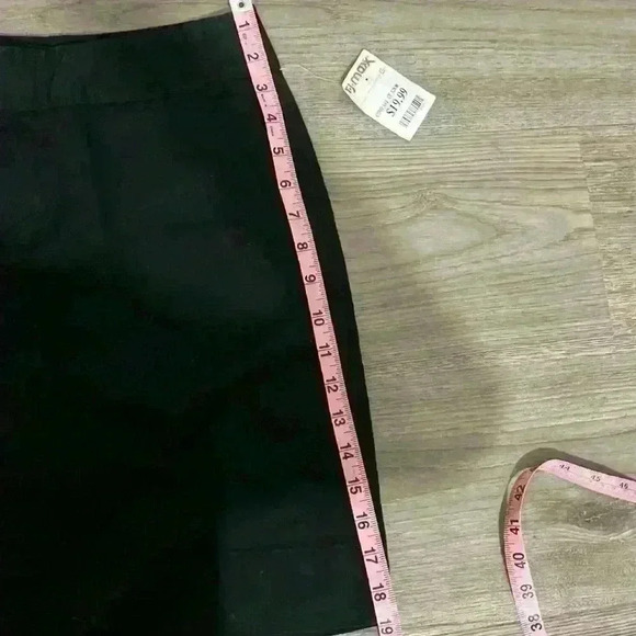 NWT Mernoa Stretch Black Cargo / Pencil Skirt Size 2 - Picture 7 of 7